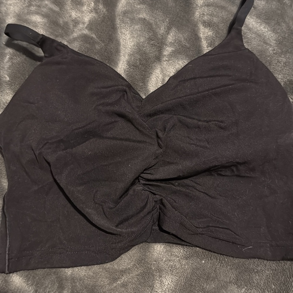 Black Ruched Front Sports Bra